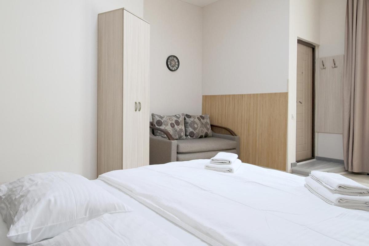 Buk Apartments On Doroshenka 25 Leopoli Esterno foto