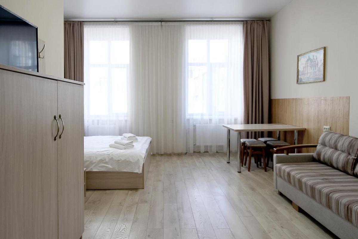 Buk Apartments On Doroshenka 25 Leopoli Esterno foto