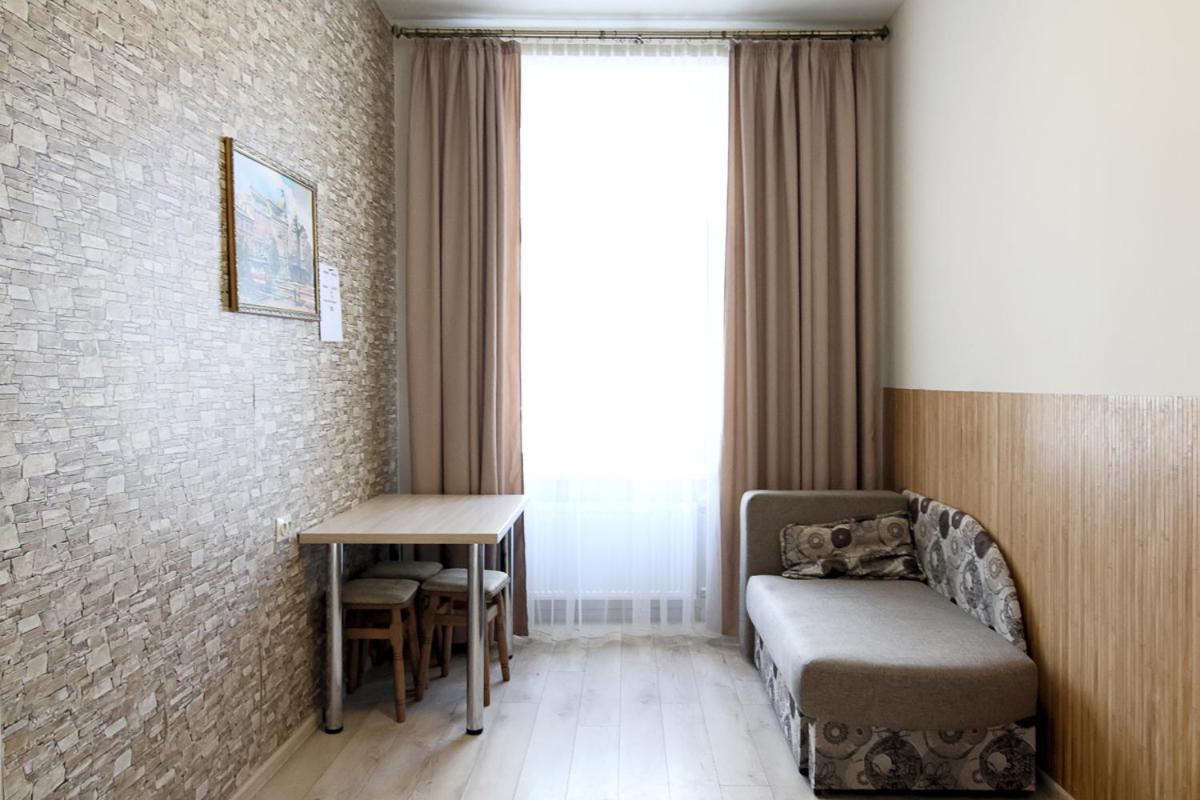 Buk Apartments On Doroshenka 25 Leopoli Esterno foto